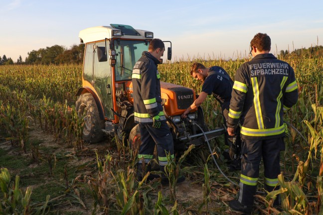 Kleinerer Brand an einem Traktor in Sipbachzell rasch unter Kontrolle