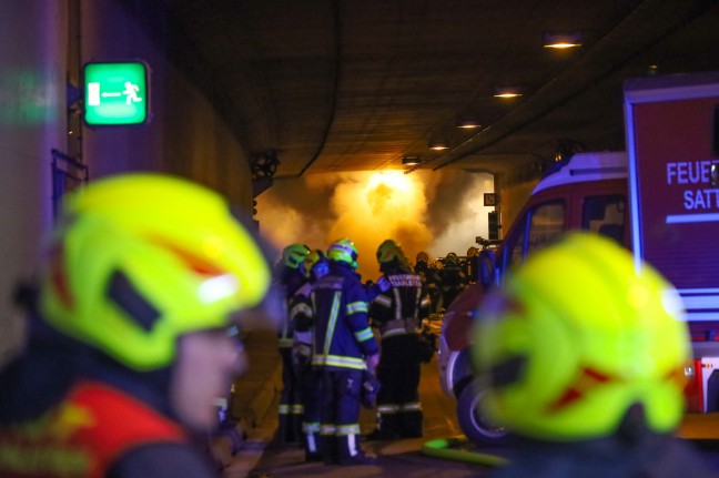 Steinhaus: Herausforderndes Szenario bei groangelegter Einsatzbung im Tunnel Steinhaus-Taxlberg