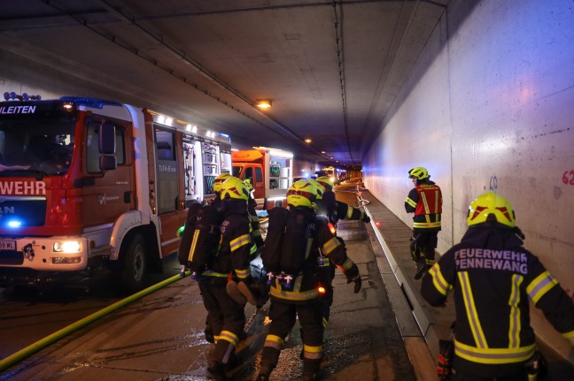 Steinhaus: Herausforderndes Szenario bei groangelegter Einsatzbung im Tunnel Steinhaus-Taxlberg