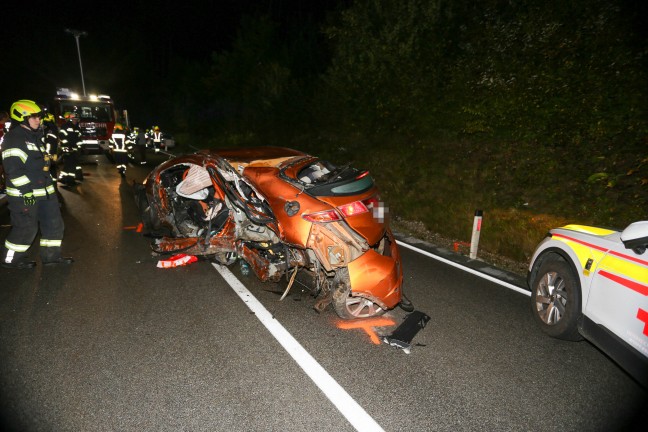 Schwerer Crash auf Braunauer Strae bei Helpfau-Uttendorf fordert vier teils Schwerverletzte