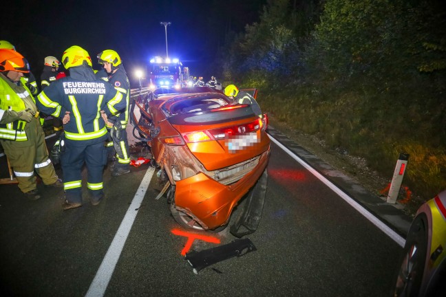 Schwerer Crash auf Braunauer Strae bei Helpfau-Uttendorf fordert vier teils Schwerverletzte