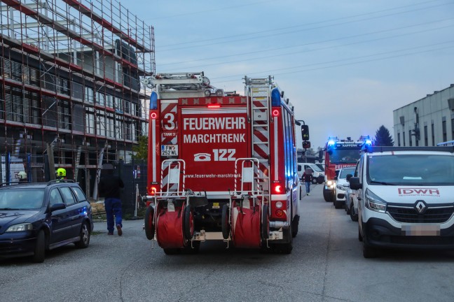 Grillfeier statt Brand: Befrchteter Brand bei Firma in Marchtrenk stellte sich als Fehlalarm heraus