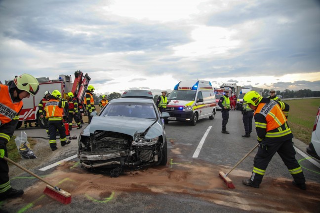 Schwerer Kreuzungscrash an Gemeindegrenze zwischen Holzhausen und Marchtrenk