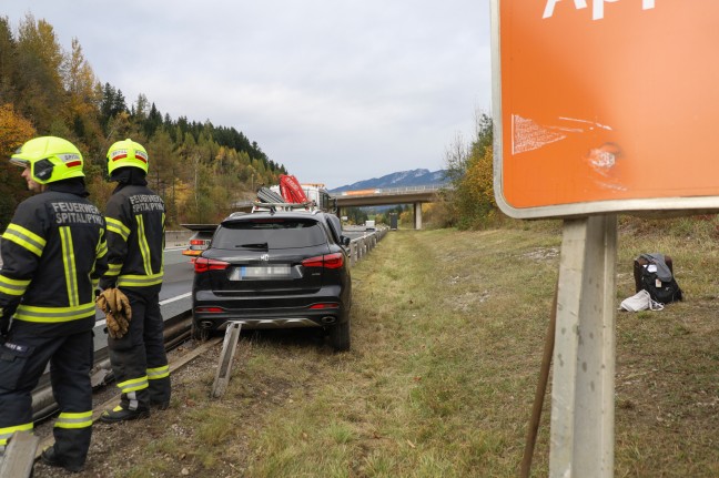 Auto gegen Verkehrsleiteinrichtungen: Unfall auf Pyhrnautobahn bei Spital am Pyhrn endet glimpflich