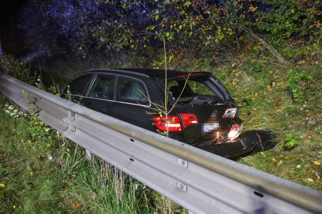 Geisterfahrerunfall: Drei teils Schwerverletzte bei folgenschwerem Crash auf Westautobahn in Pucking