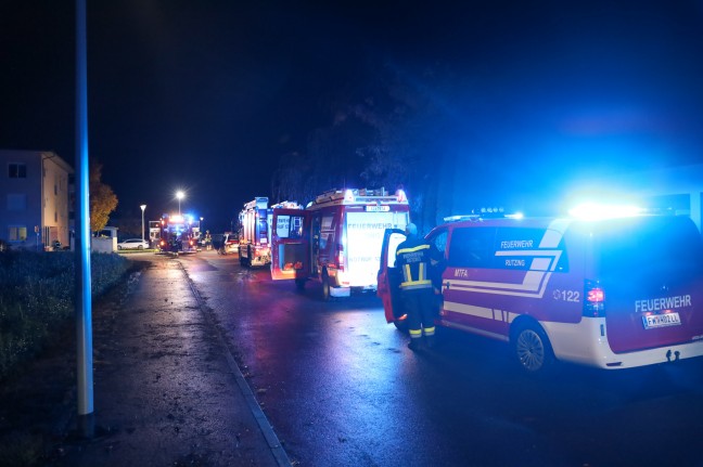 Drei Feuerwehren bei Kchenbrand in einem Mehrparteienwohnhaus in Hrsching im Einsatz