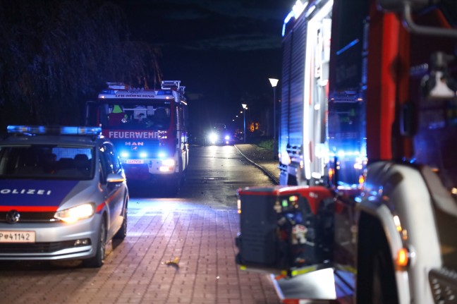 Drei Feuerwehren bei Kchenbrand in einem Mehrparteienwohnhaus in Hrsching im Einsatz