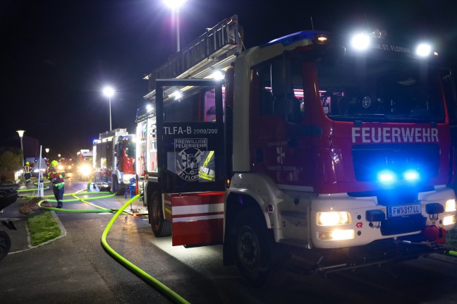 Drei Feuerwehren bei Carport- beziehungsweise Gartenhttenbrand in St. Florian im Einsatz