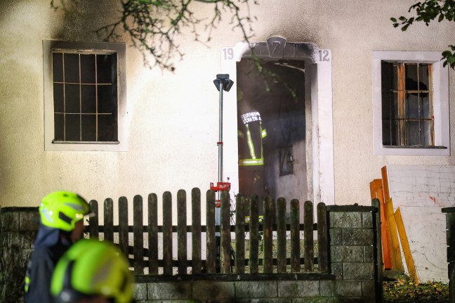 Fnf Feuerwehren bei Brand auf einem Bauernhof in St. Martin im Mhlkreis im Einsatz