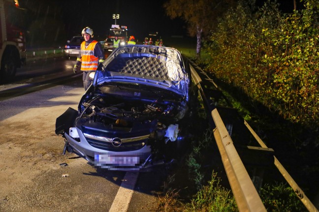 Schwerer Verkehrsunfall mit vier beteiligten PKW auf Rieder Strae in St. Marienkirchen am Hausruck