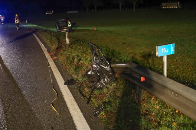 Schwerer Verkehrsunfall mit vier beteiligten PKW auf Rieder Strae in St. Marienkirchen am Hausruck