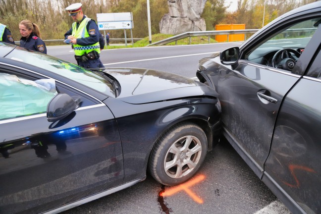 Augenscheinlich schwerer Verkehrsunfall in Langenstein endet glimpflich