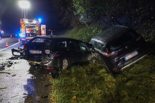 Karambolage mit sieben Autos auf Westautobahn bei Vorchdorf