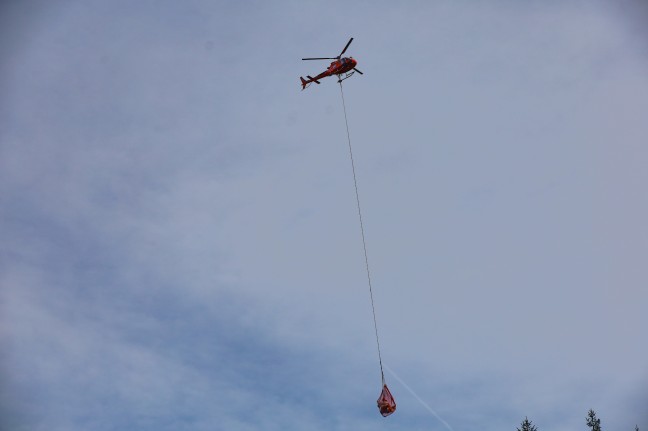 Flugzeugwrack nach Absturz mit vier Todesopfern vom Kasberg in Grnau im Almtal geborgen