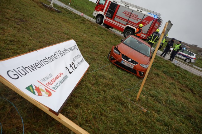 Kreuzungsunfall zwischen zwei PKW in Bachmanning forderte zwei Leichtverletzte