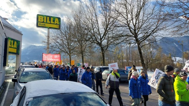 Streiks zu den Metaller-Kollektivvertragsverhandlungen in Obersterreich