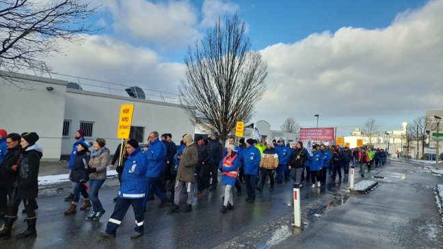 Streiks zu den Metaller-Kollektivvertragsverhandlungen in Obersterreich