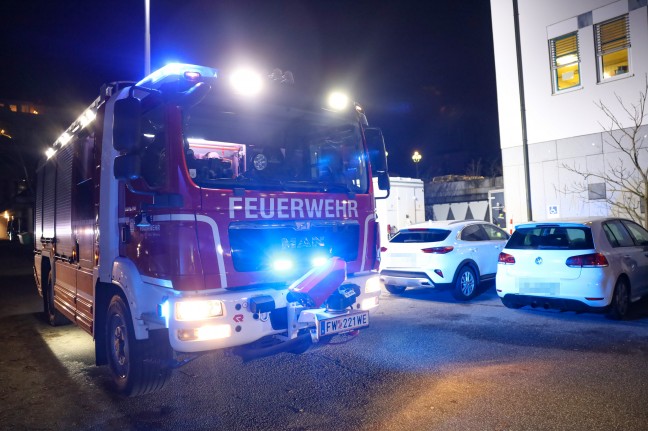 Rauchentwicklung: Brandmelder in rztezentrum in Wels-Lichtenegg durch defekten Motor ausgelst