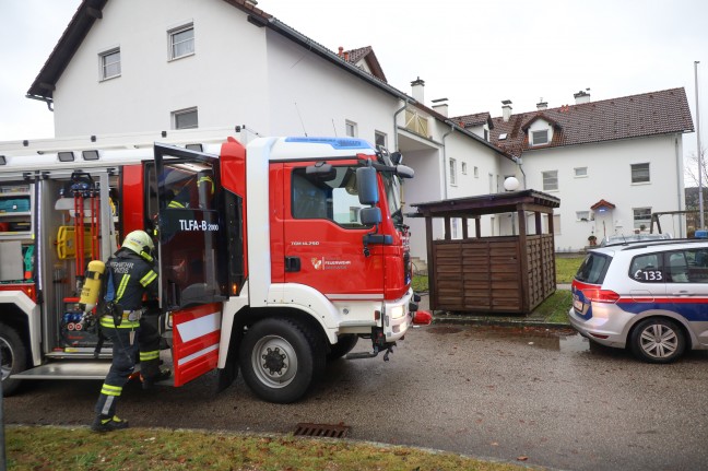 Sechs Feuerwehren bei Kchenbrand in einem Mehrparteienwohnhaus in Laakirchen im Einsatz