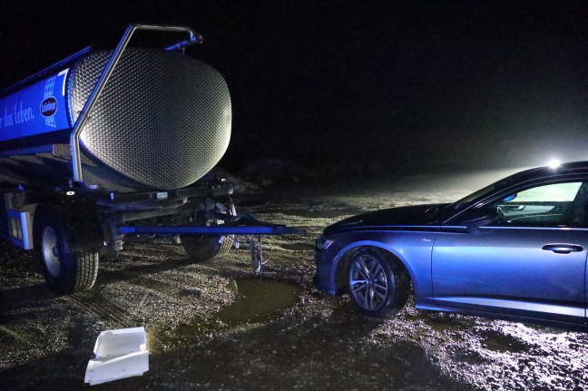 Kurioser Unfall auf Parkplatz in St. Martin im Mhlkreis lste kurzzeitig greren Einsatz aus