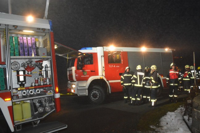 Neun Feuerwehren bei Brand in einem Wohnhaus in St. Veit im Mhlkreis im Einsatz