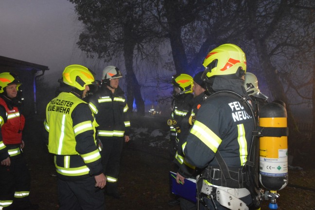 Neun Feuerwehren bei Brand in einem Wohnhaus in St. Veit im Mhlkreis im Einsatz