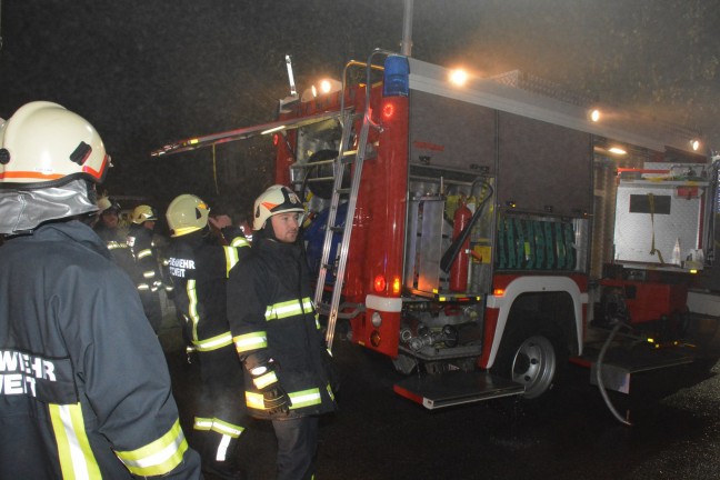 Neun Feuerwehren bei Brand in einem Wohnhaus in St. Veit im Mhlkreis im Einsatz