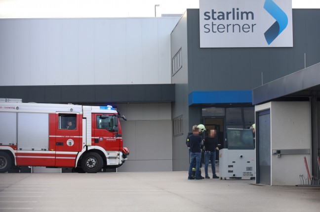 Brand einer Maschine in Schulungszentrum eines Unternehmens in Wels-Schafwiesen