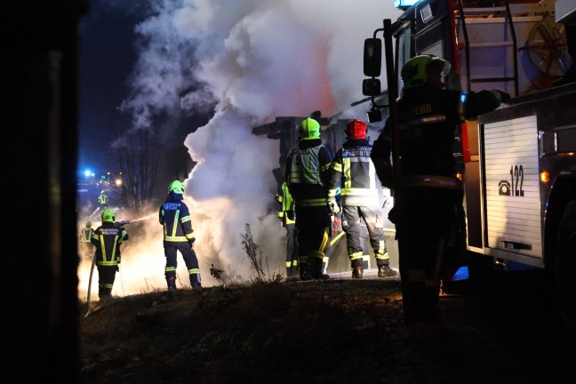 Sechs Feuerwehren bei Brand eines Stadels in Dietach im Einsatz