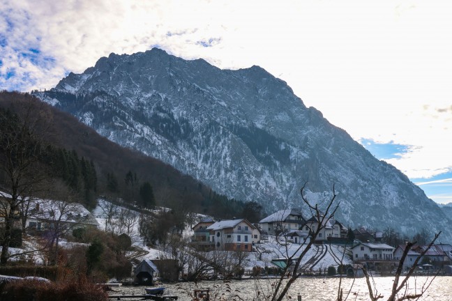 Groe Suchaktion: Zwei Bergsteiger am Traunstein in Gmunden seit Samstagabend vermisst