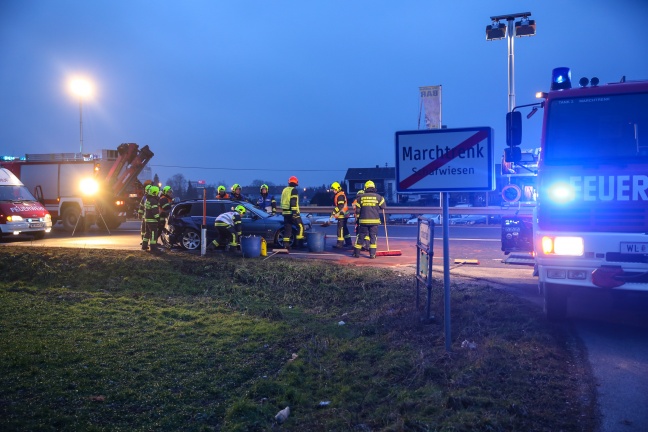 Verkehrsunfall im Frhverkehr in Marchtrenk fordert zwei Verletzte