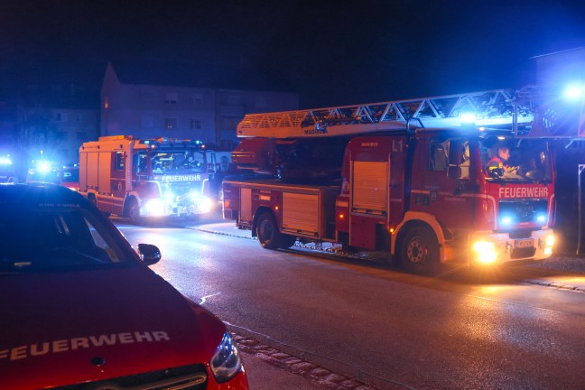 Brandverdacht in einem Mehrparteienwohnhaus in Wels-Vogelweide