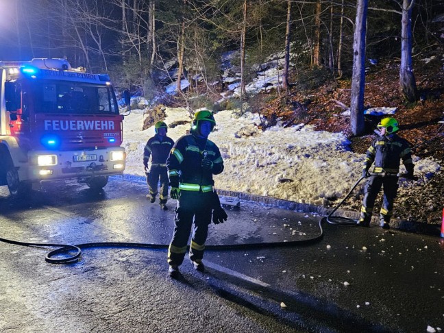 Autoberschlag am Pyhrnpass bei Spital am Pyhrn fordert zwei Verletzte