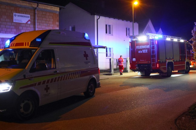 Geistesgegenwrtig reagiert: ltere Dame warf in Wels-Vogelweide brennenden Bioeimer aus dem Fenster