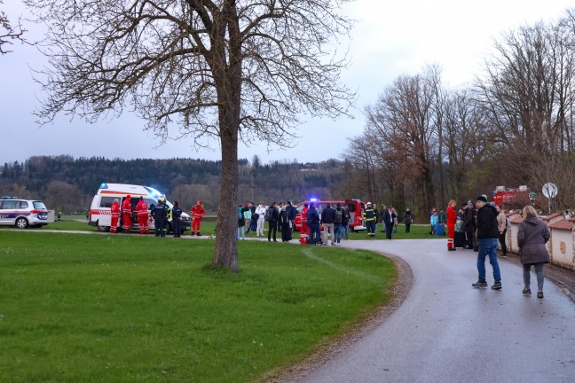 90 Personen nach Oberleitungsstrung bei Rohr im Kremstal aus Personenzug evakuiert