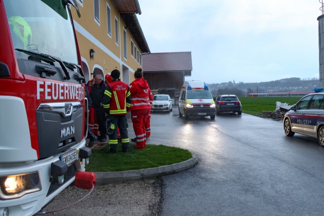 90 Personen nach Oberleitungsstrung bei Rohr im Kremstal aus Personenzug evakuiert