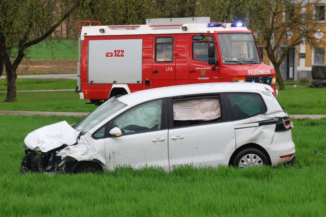 Tdlicher Crash: Lenker eines Kleintransporter (22) starb bei Kreuzungsunfall in Heiligenberg