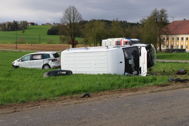 Tdlicher Crash: Lenker eines Kleintransporter (22) starb bei Kreuzungsunfall in Heiligenberg