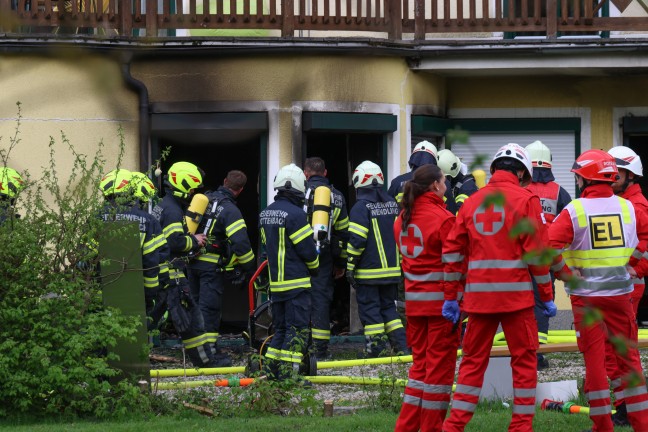 Brand in einem Wohnhaus in Rottenbach sorgt fr greren Einsatz der Feuerwehren