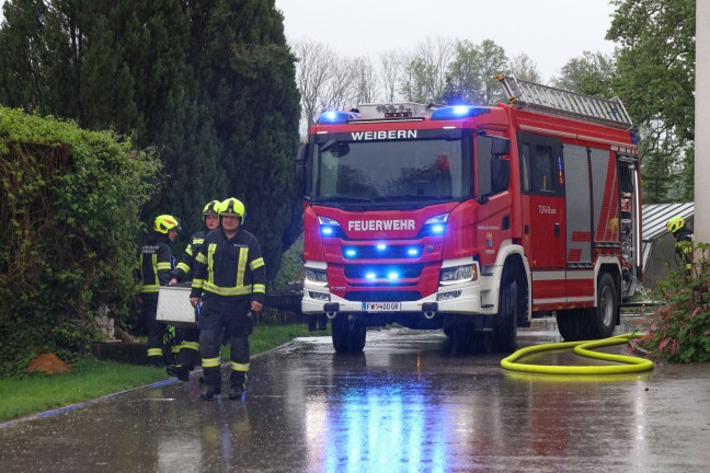 Brand bei einem Gewerbebetrieb in Weibern sorgte für Einsatz zweier Feuerwehren