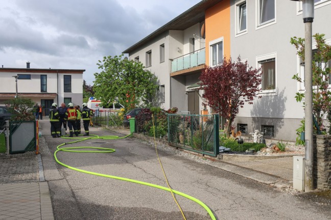 Ein Todesopfer bei Kellerbrand in einem Wohngebude in Enns