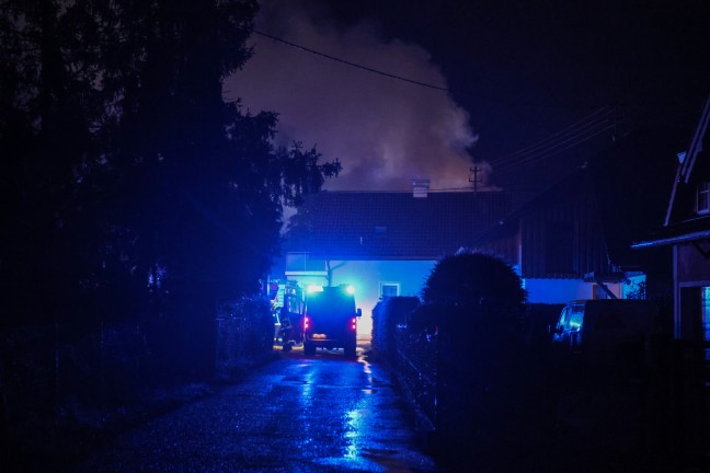 Vollbrand eines Nebengebudes bei einem Wohnhaus in Vorchdorf