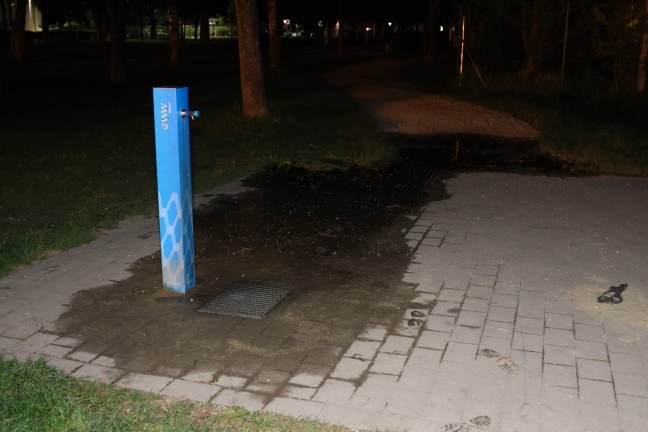 Defekter Trinkbrunnen: Befrchteter Rohrbruch im Friedenspark in Wels-Vogelweide sorgte fr Einsatz