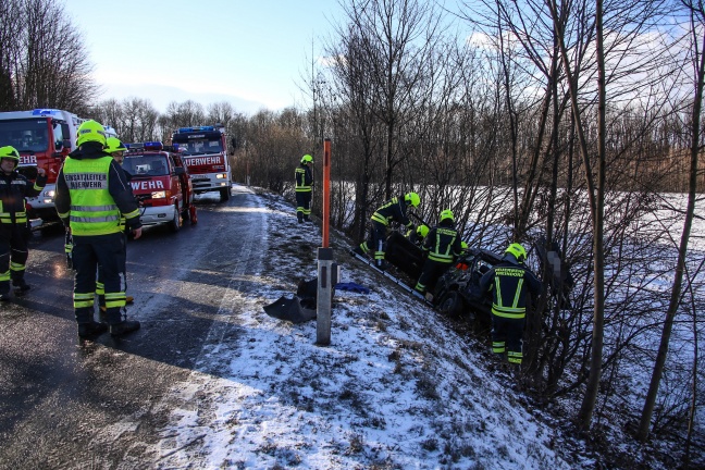 Drei Verletzte bei Verkehrsunfall in Ansfelden