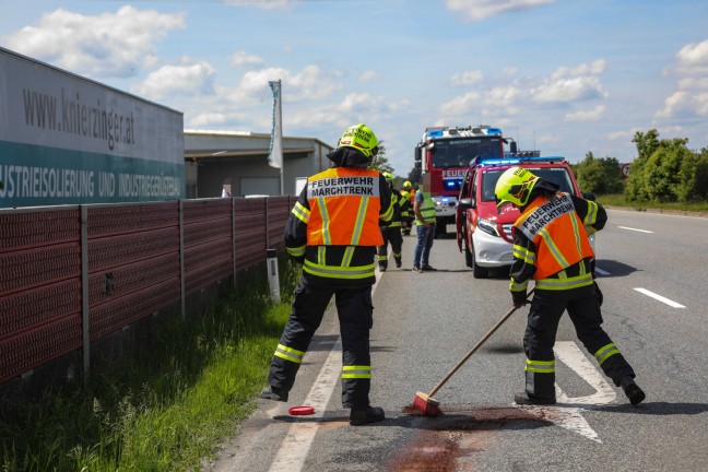 Fahrzeugpanne: Vermeintlicher PKW-Brand auf Wiener Strae bei Marchtrenk sorgte fr Feuerwehreinsatz