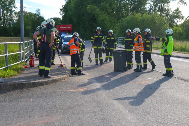 Kreuzungscrash zwischen zwei PKW in Buchkirchen