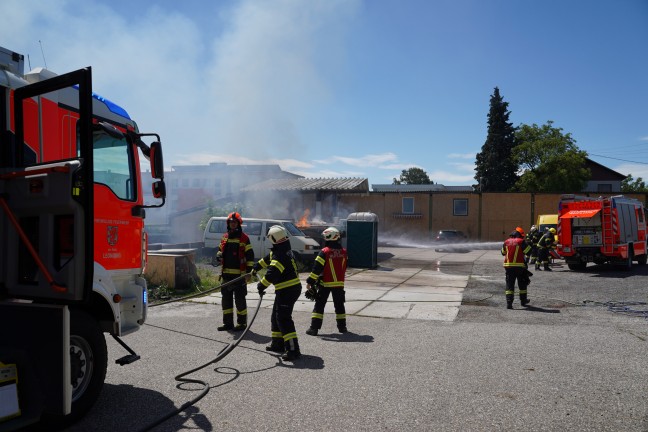 Drei Feuerwehren bei Brand in Leonding im Einsatz