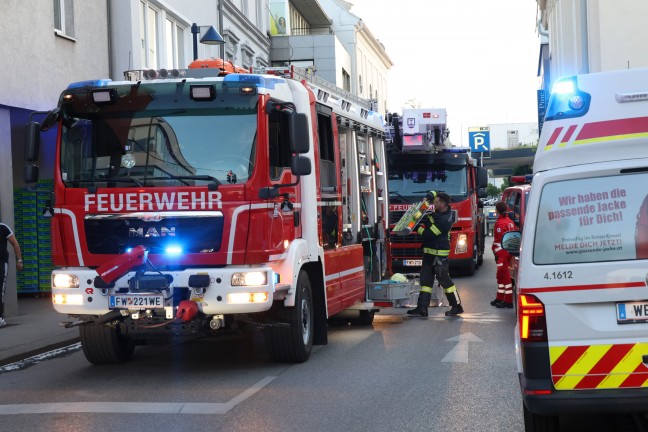 Brand einer Lüftungsanlage an einem Wohn- und Geschäftsgebäude in Wels-Innenstadt