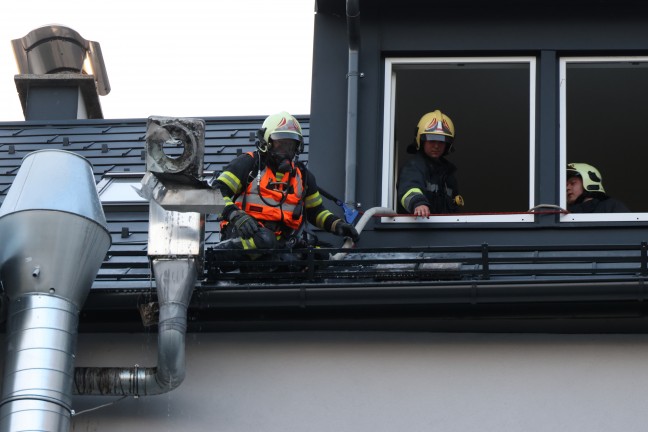 Brand einer Lüftungsanlage an einem Wohn- und Geschäftsgebäude in Wels-Innenstadt