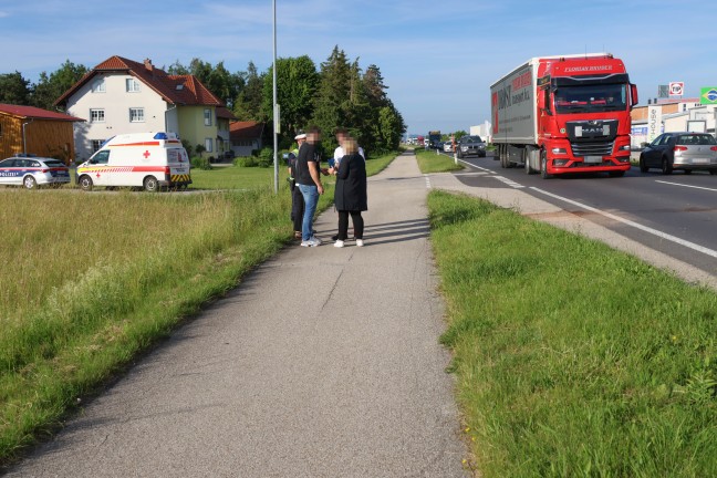 Auffahrunfall mit drei beteiligten Autos im dichten Abendverkehr auf Wiener Strae in Marchtrenk